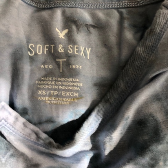 AE Soft & Sexy Tee - XS - Picture 4 of 4